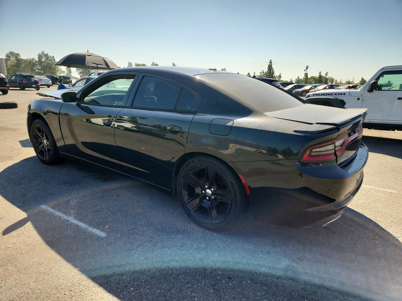 2017 DODGE CHARGER SE — снимка 2