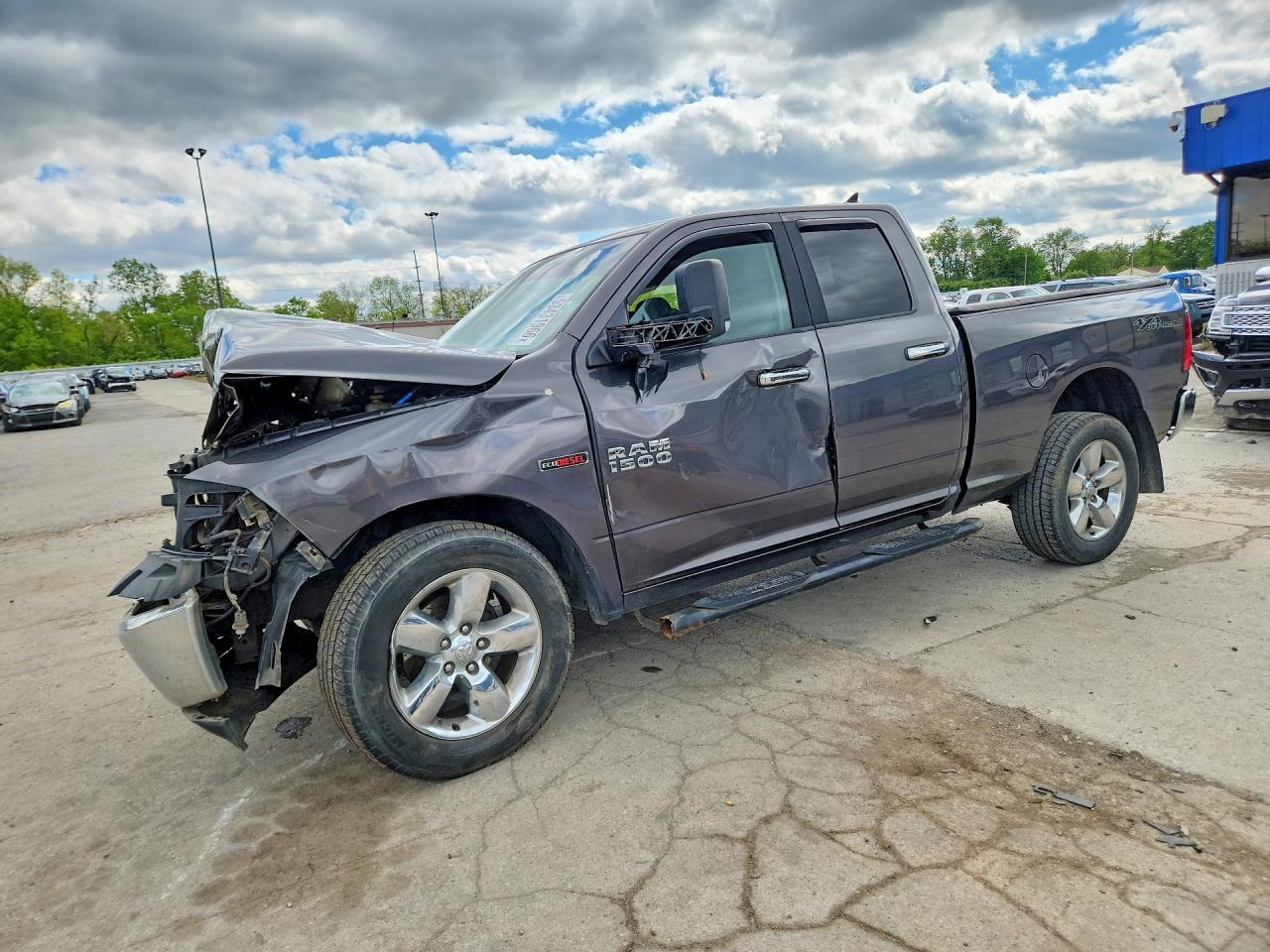 2015 RAM 1500 SLT