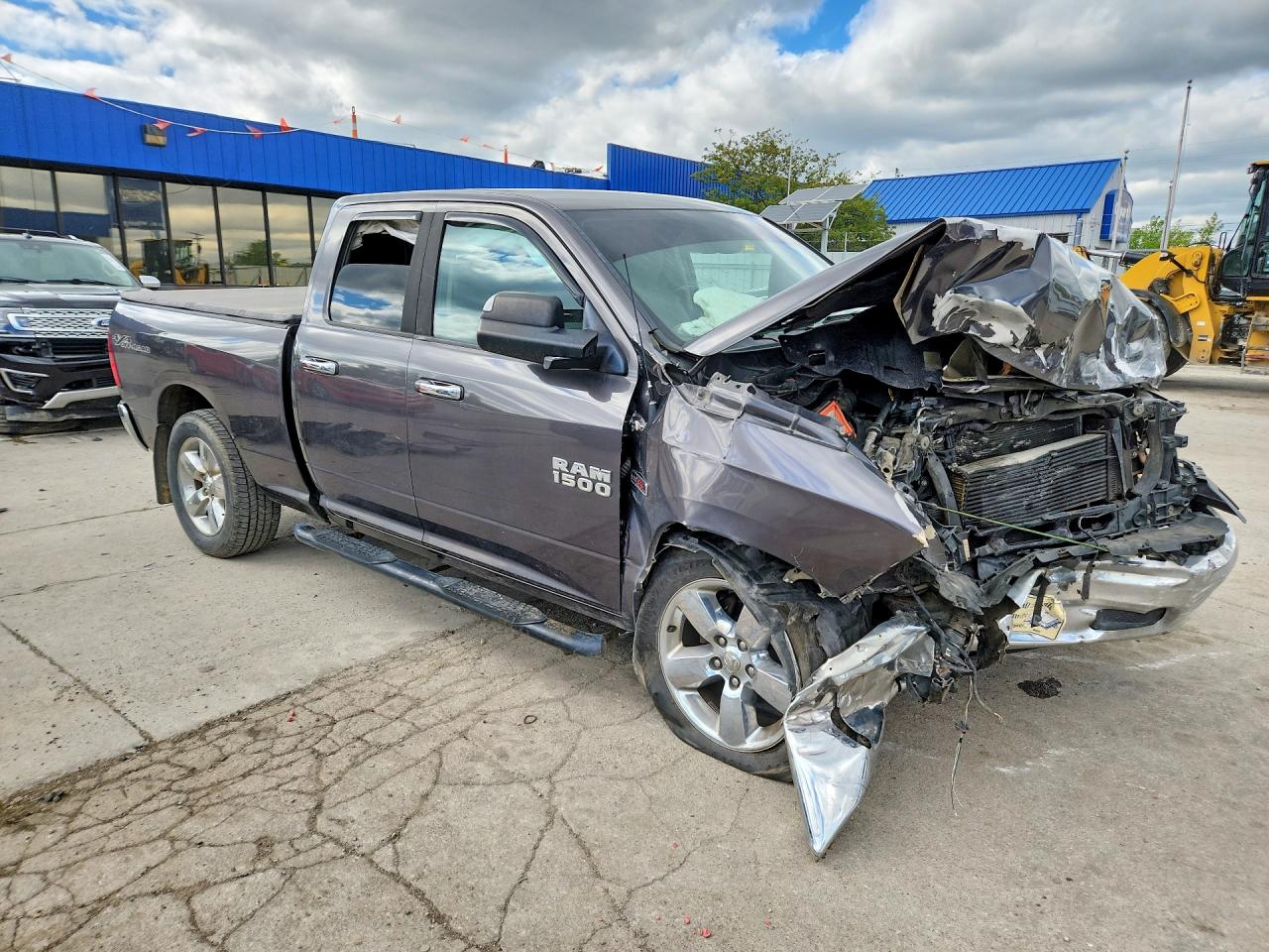 2015 RAM 1500 SLT — снимка 4