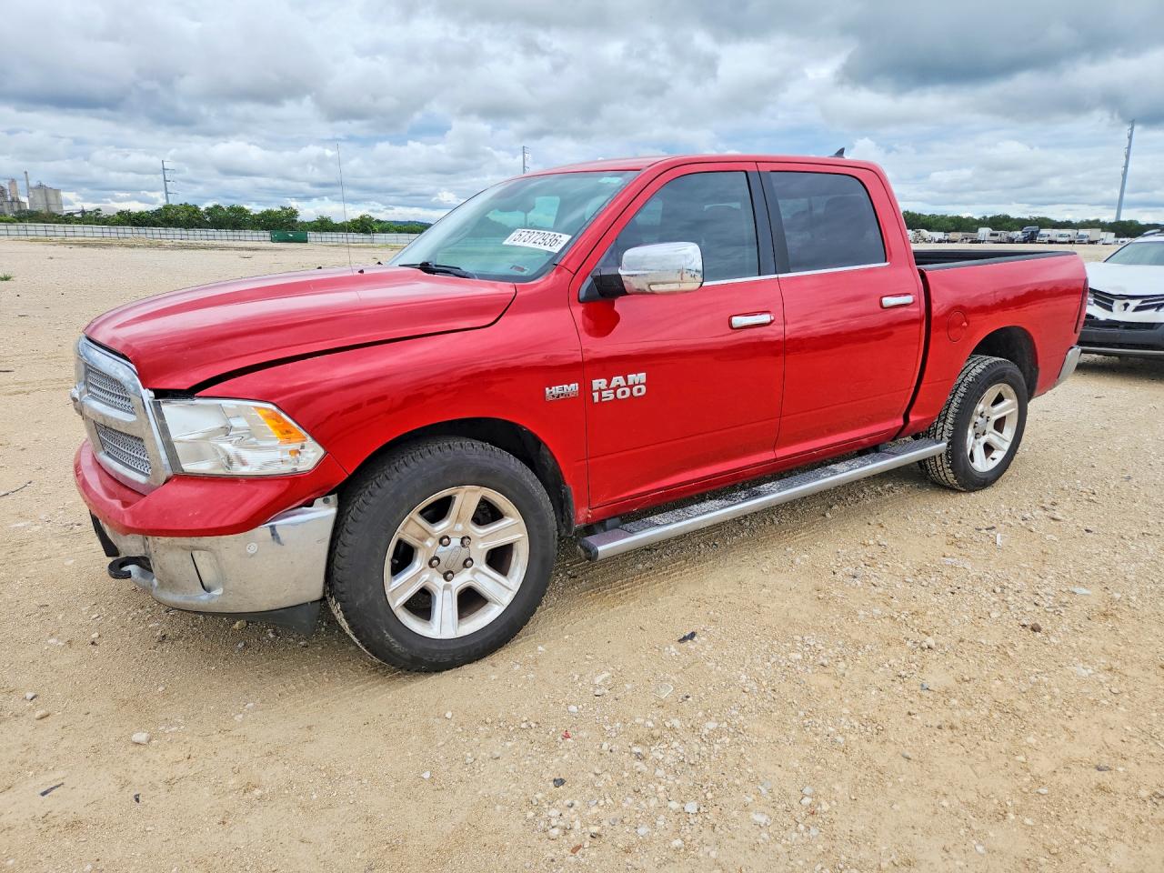 2017 RAM 1500 SLT