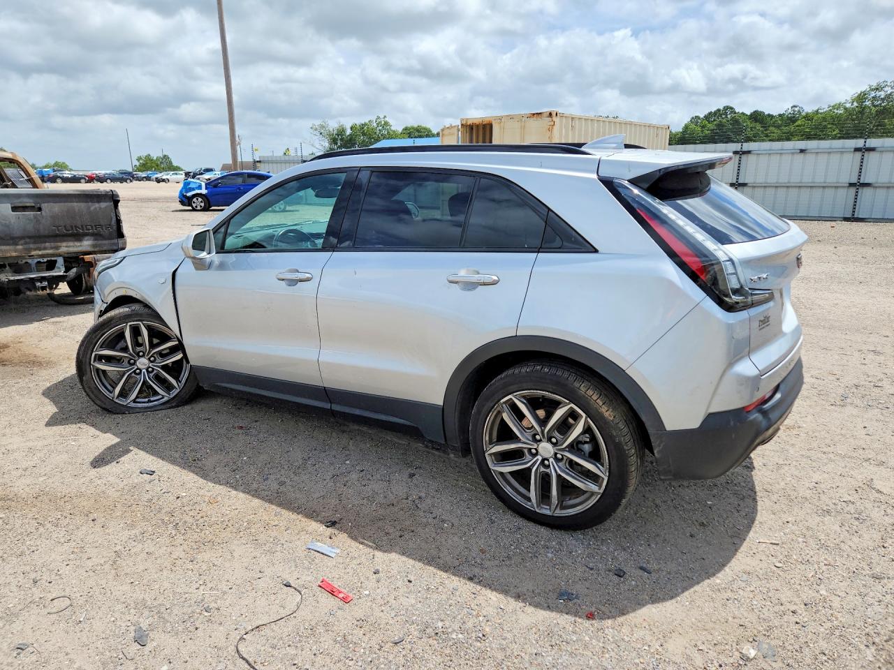 2019 CADILLAC XT4 SPORT — снимка 2