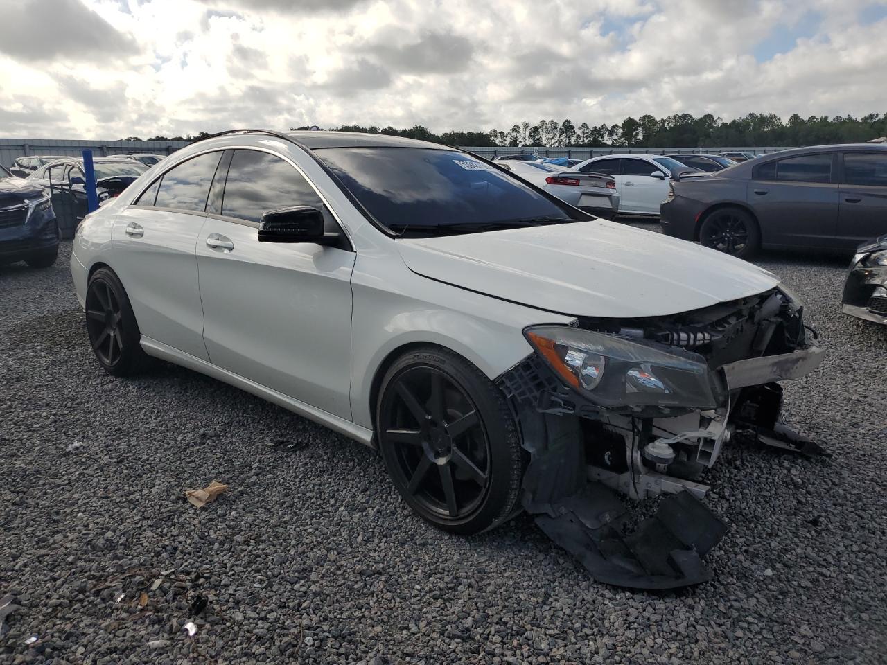 2014 MERCEDES-BENZ CLA 250 — снимка 4
