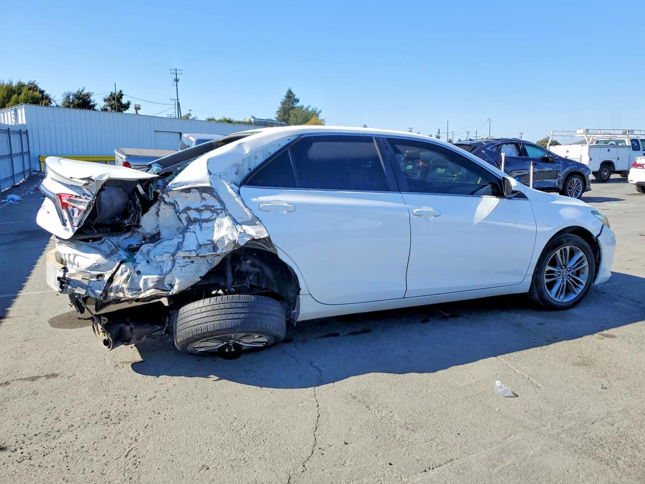 2015 TOYOTA CAMRY SE — снимка 3