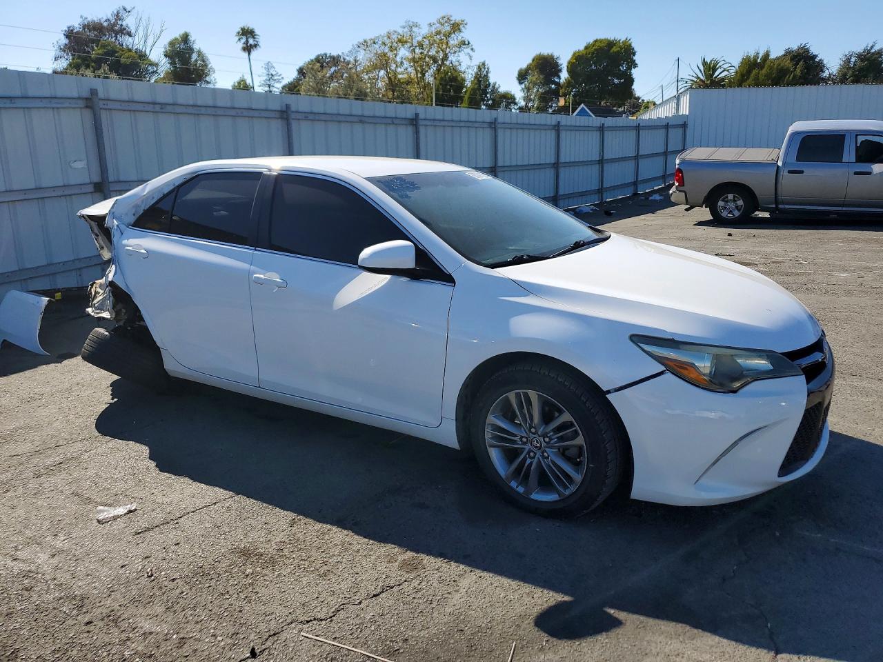 2015 TOYOTA CAMRY SE — снимка 4