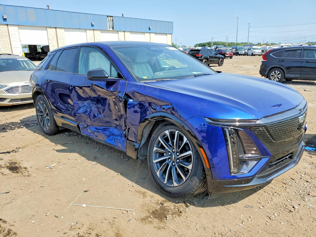 2025 CADILLAC LYRIQ SPORT — снимка 4