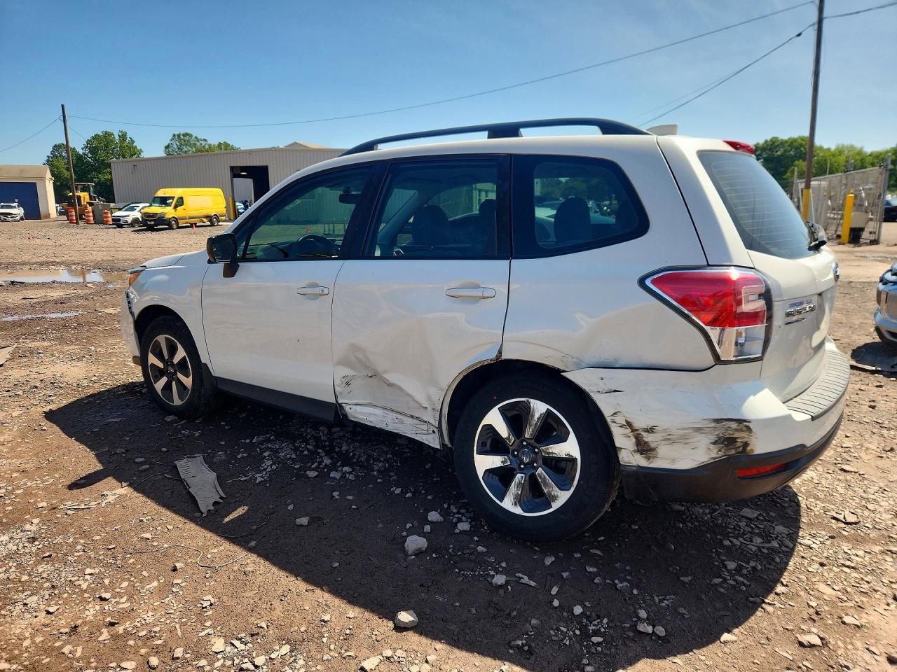 2017 SUBARU FORESTER 2.5I — снимка 2