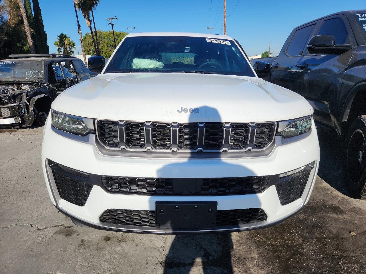 2026 JEEP GRAND CHEROKEE LIMITED — снимка 5