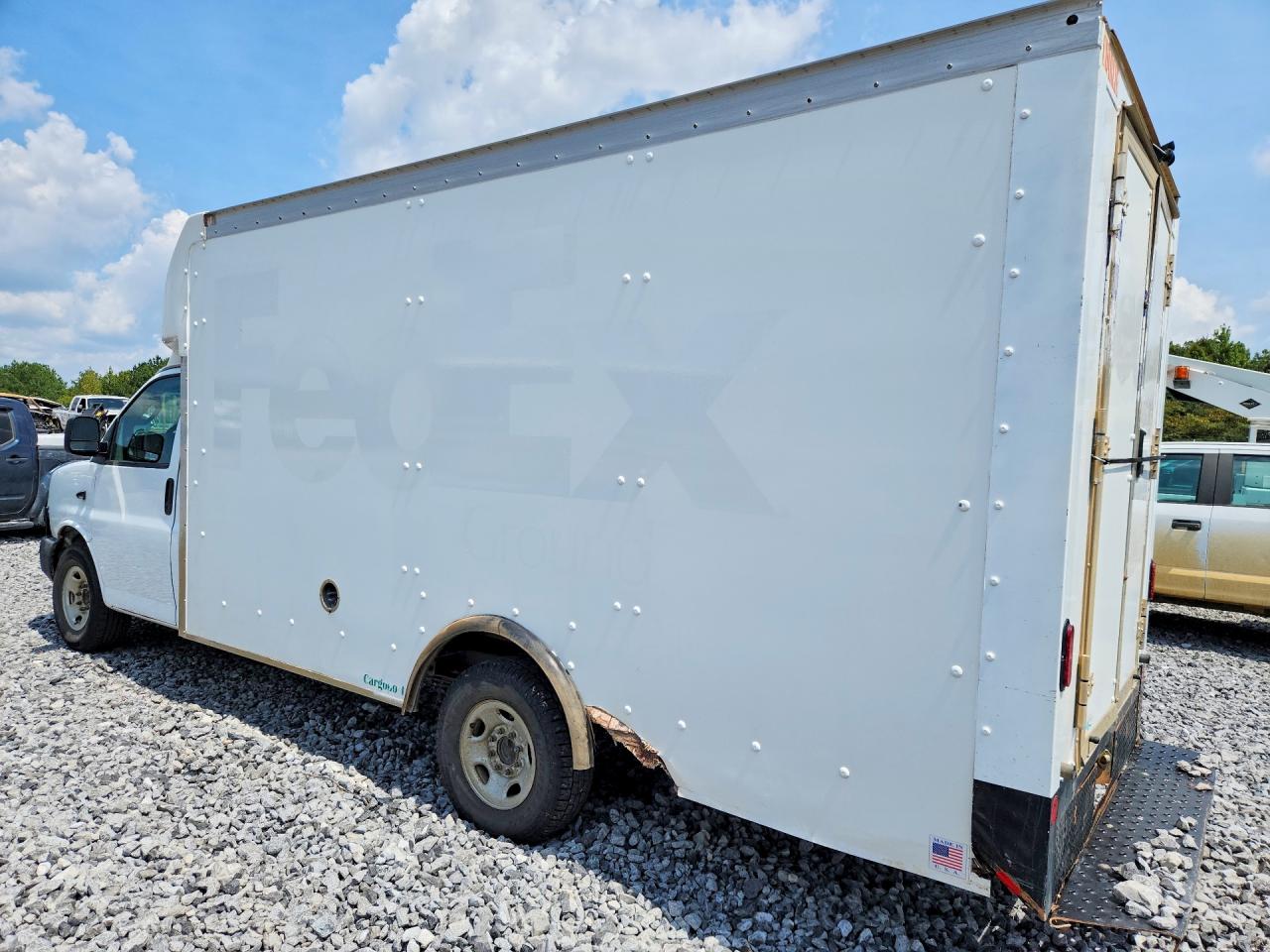 2021 CHEVROLET EXPRESS G3500 — снимка 2