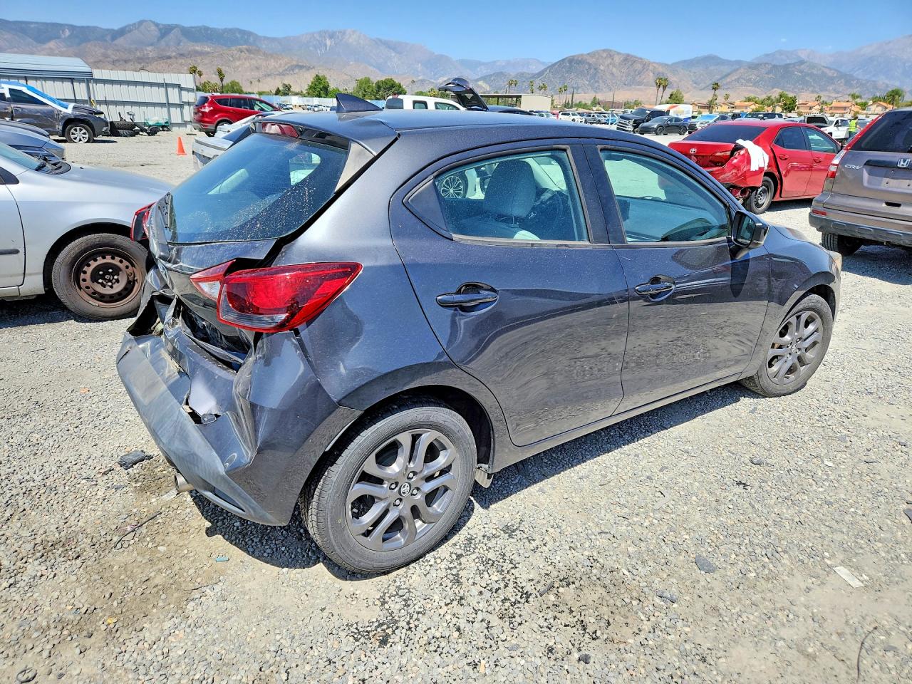 2020 TOYOTA YARIS HATCHBACK LE — снимка 3