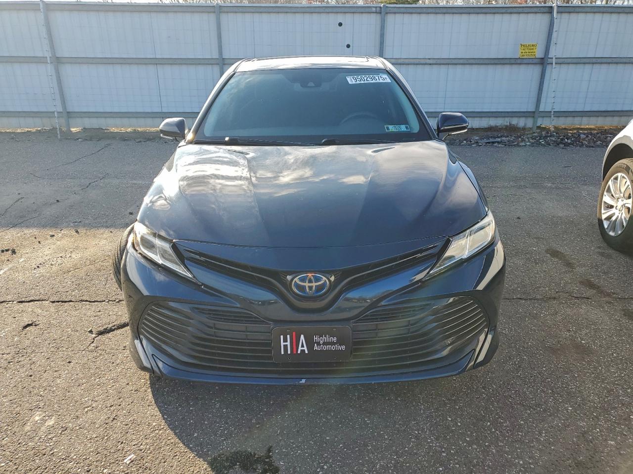 2019 TOYOTA CAMRY LE — снимка 5