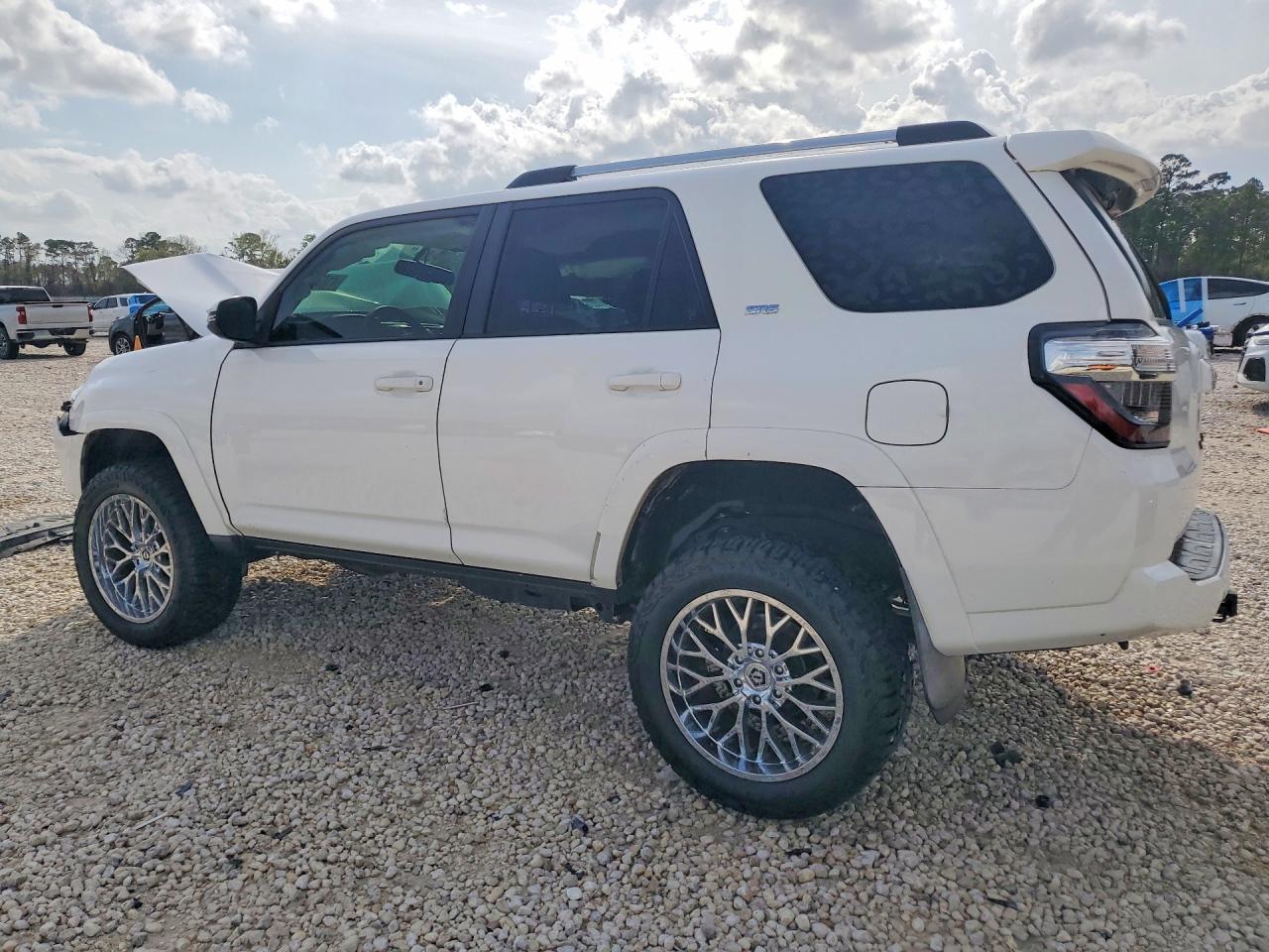 2019 TOYOTA 4RUNNER SR5 PREMIUM — снимка 2