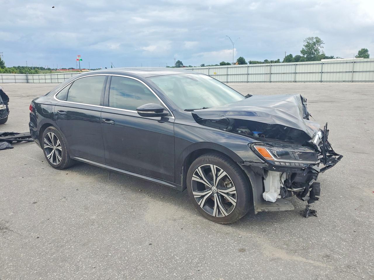 2021 VOLKSWAGEN PASSAT SE — снимка 4