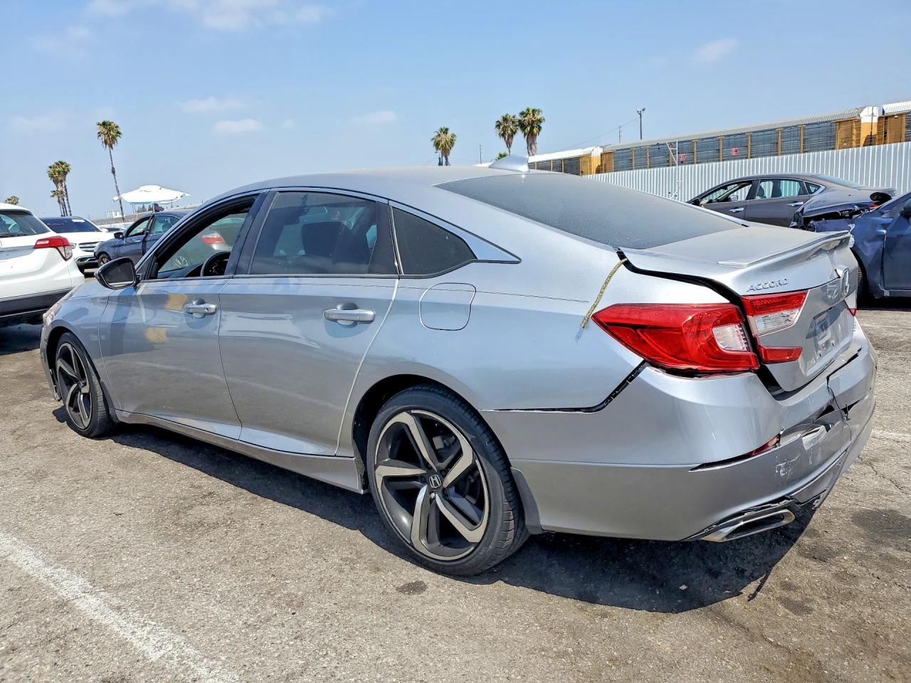 2020 HONDA ACCORD SPORT — снимка 2