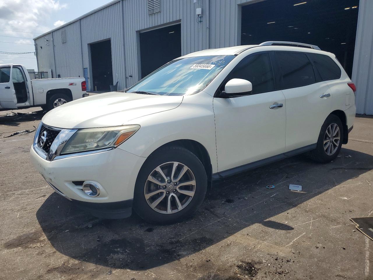 2015 NISSAN PATHFINDER SV