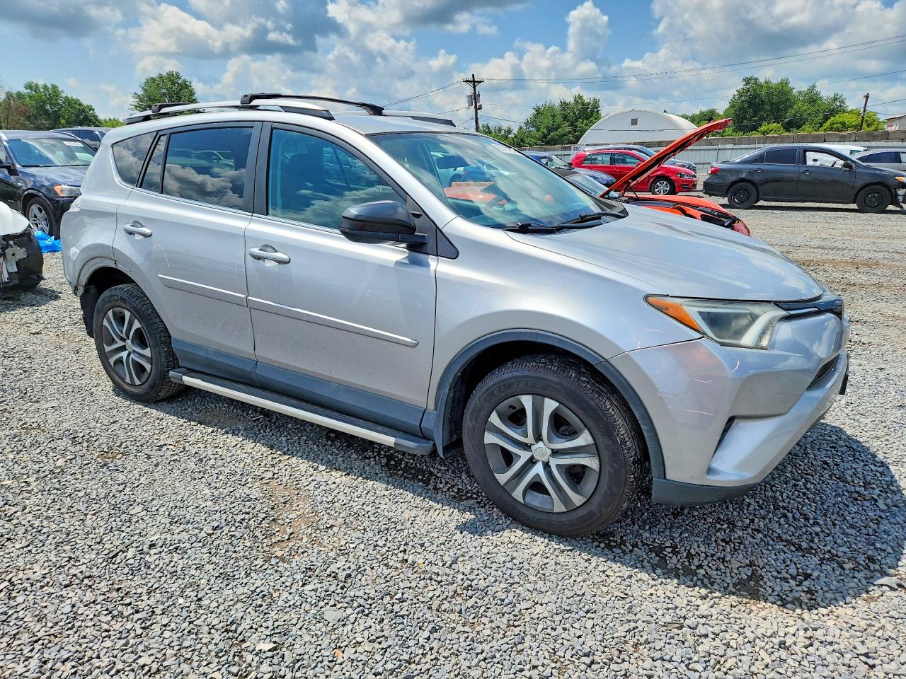 2017 TOYOTA RAV4 LE — снимка 4