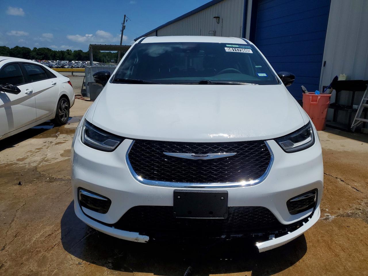 2026 CHRYSLER PACIFICA SELECT — снимка 5