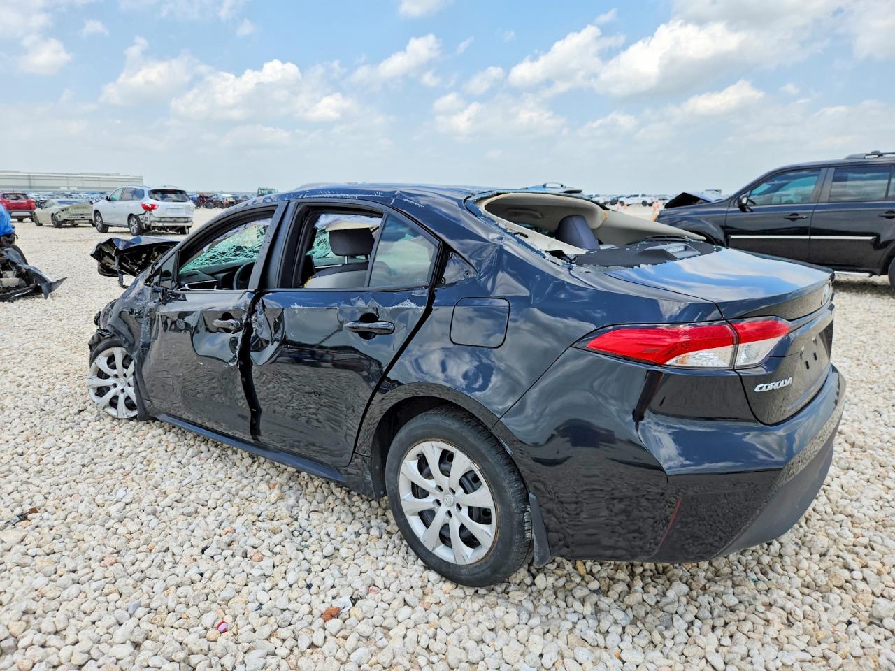 2024 TOYOTA COROLLA LE — снимка 2