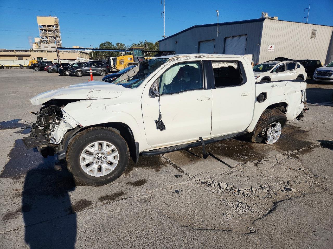 2022 NISSAN FRONTIER S