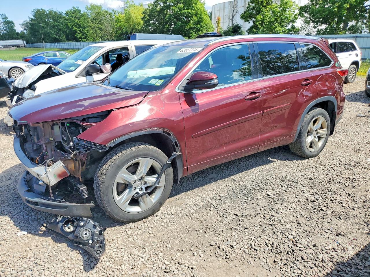 2015 TOYOTA HIGHLANDER LIMITED