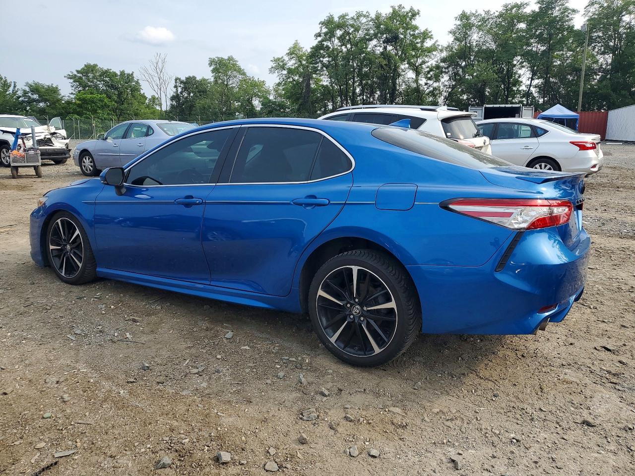 2019 TOYOTA CAMRY XSE — снимка 2