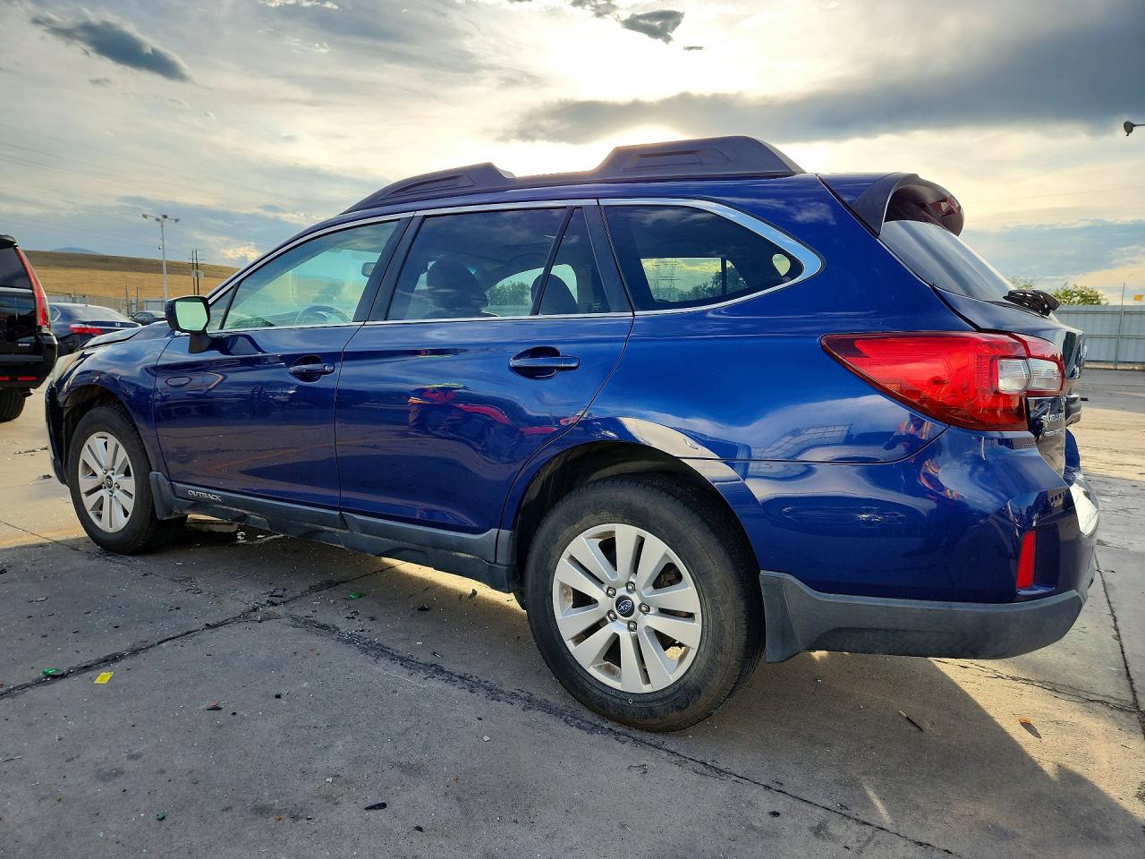 2015 SUBARU OUTBACK 2.5I PREMIUM — снимка 2
