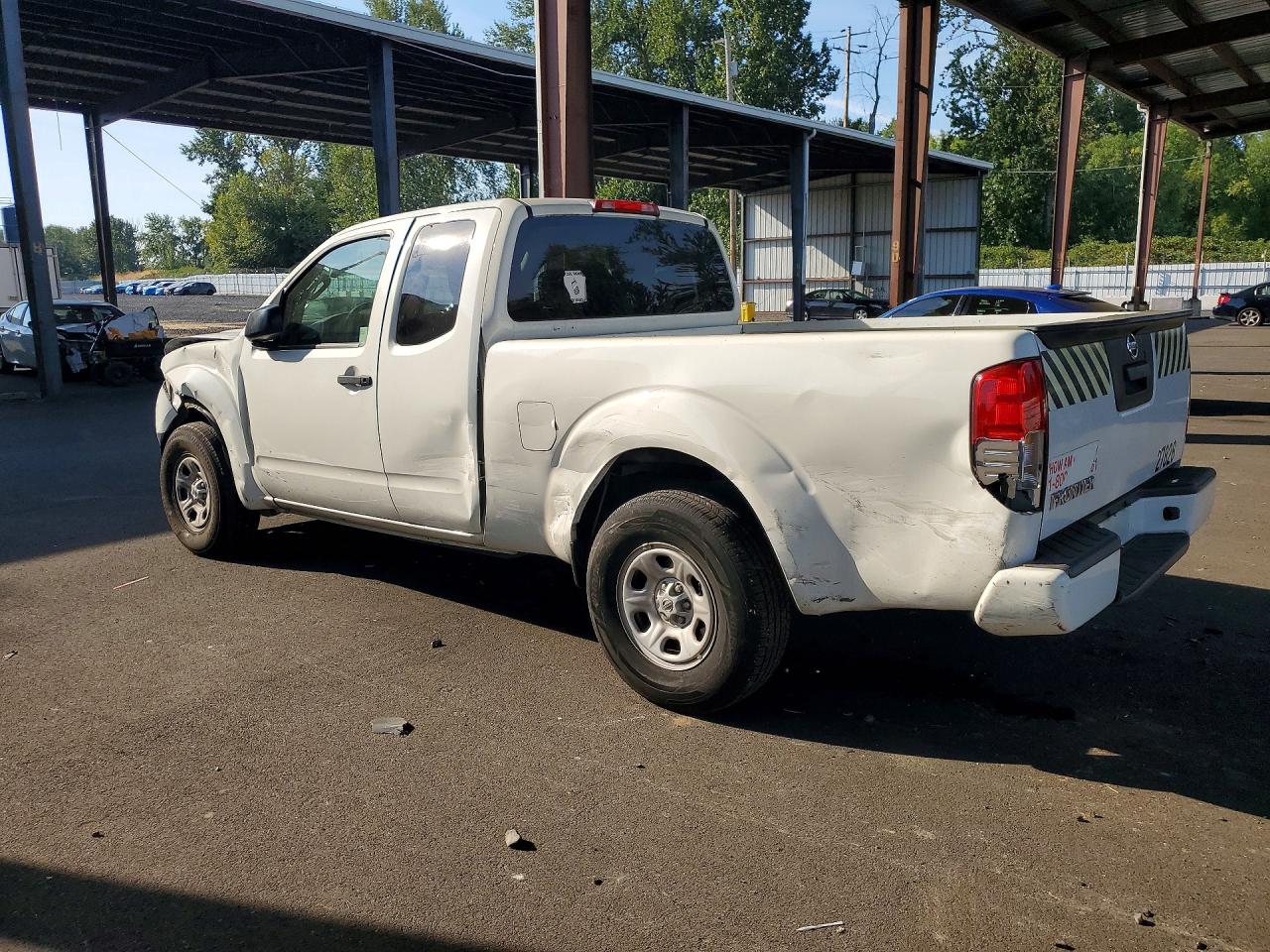 2017 NISSAN FRONTIER S — снимка 2