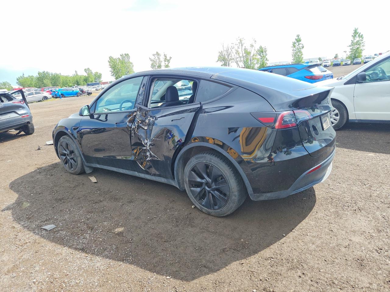 2024 TESLA MODEL Y — снимка 2