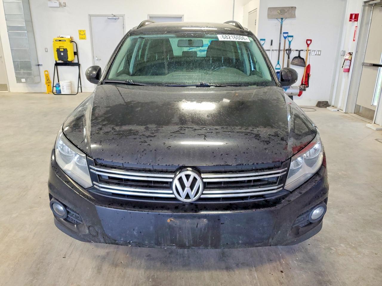 2015 VOLKSWAGEN TIGUAN 4MOTION SE, SE R-LINE BLACK, SEL — photo 5