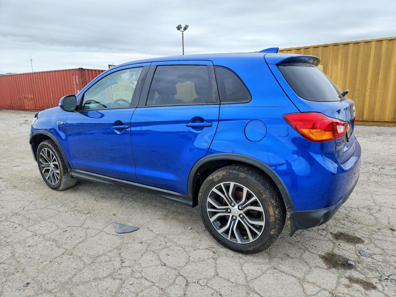 2017 MITSUBISHI OUTLANDER SPORT ES — снимка 2