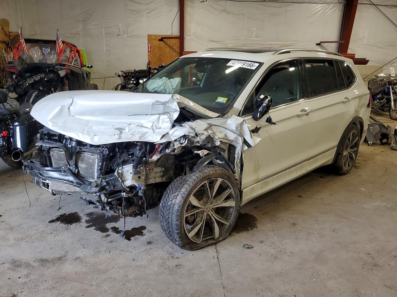 2024 VOLKSWAGEN TIGUAN SEL R-LINE BLACK
