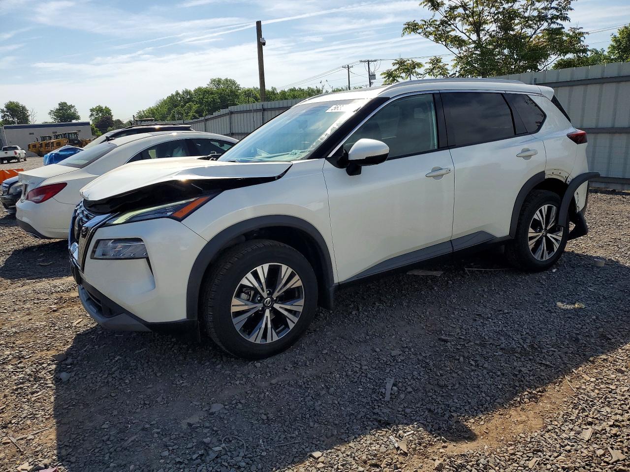 2021 NISSAN ROGUE SV
