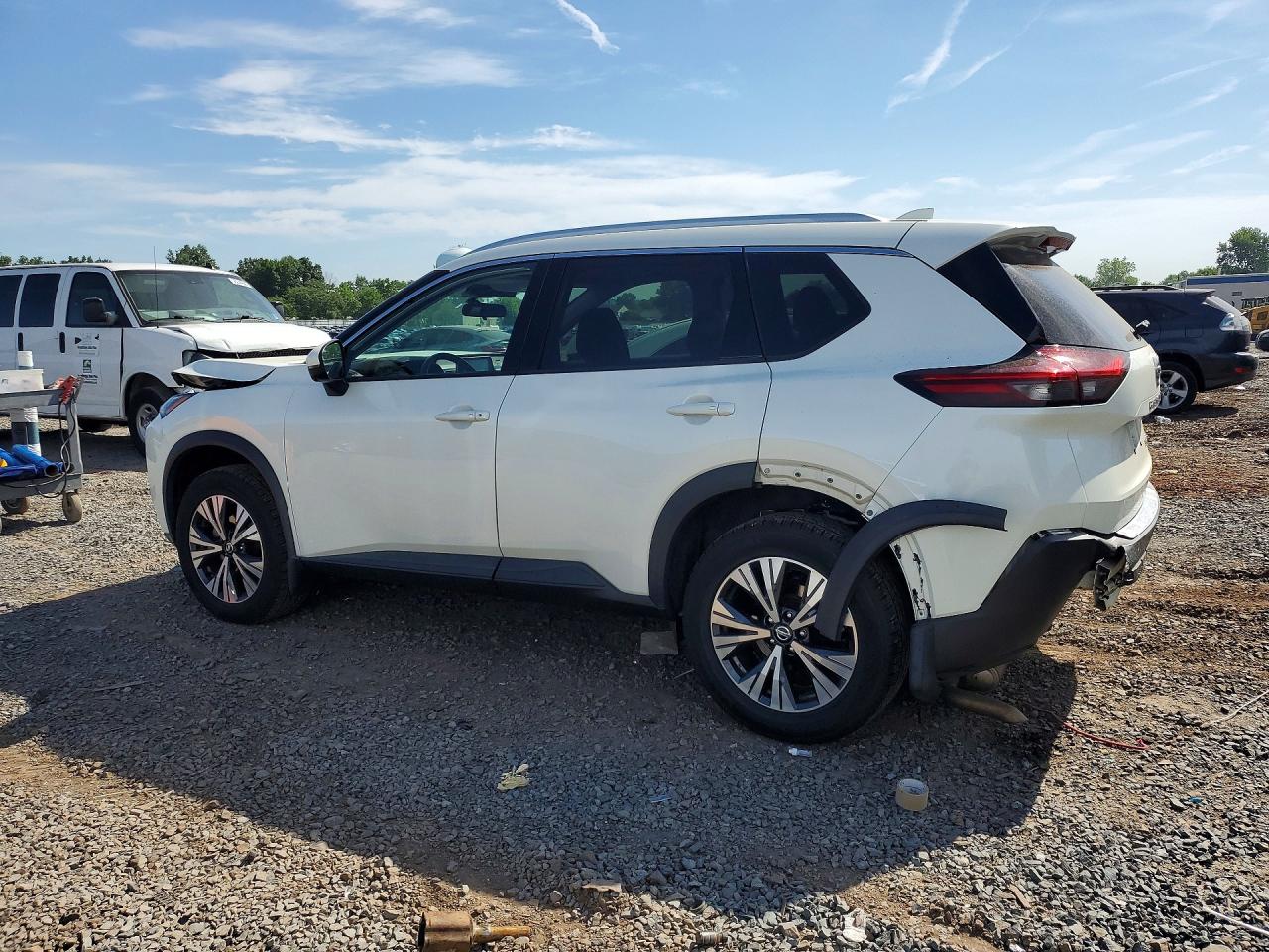 2021 NISSAN ROGUE SV — снимка 2