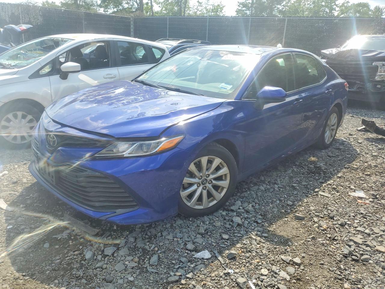 2018 TOYOTA CAMRY LE