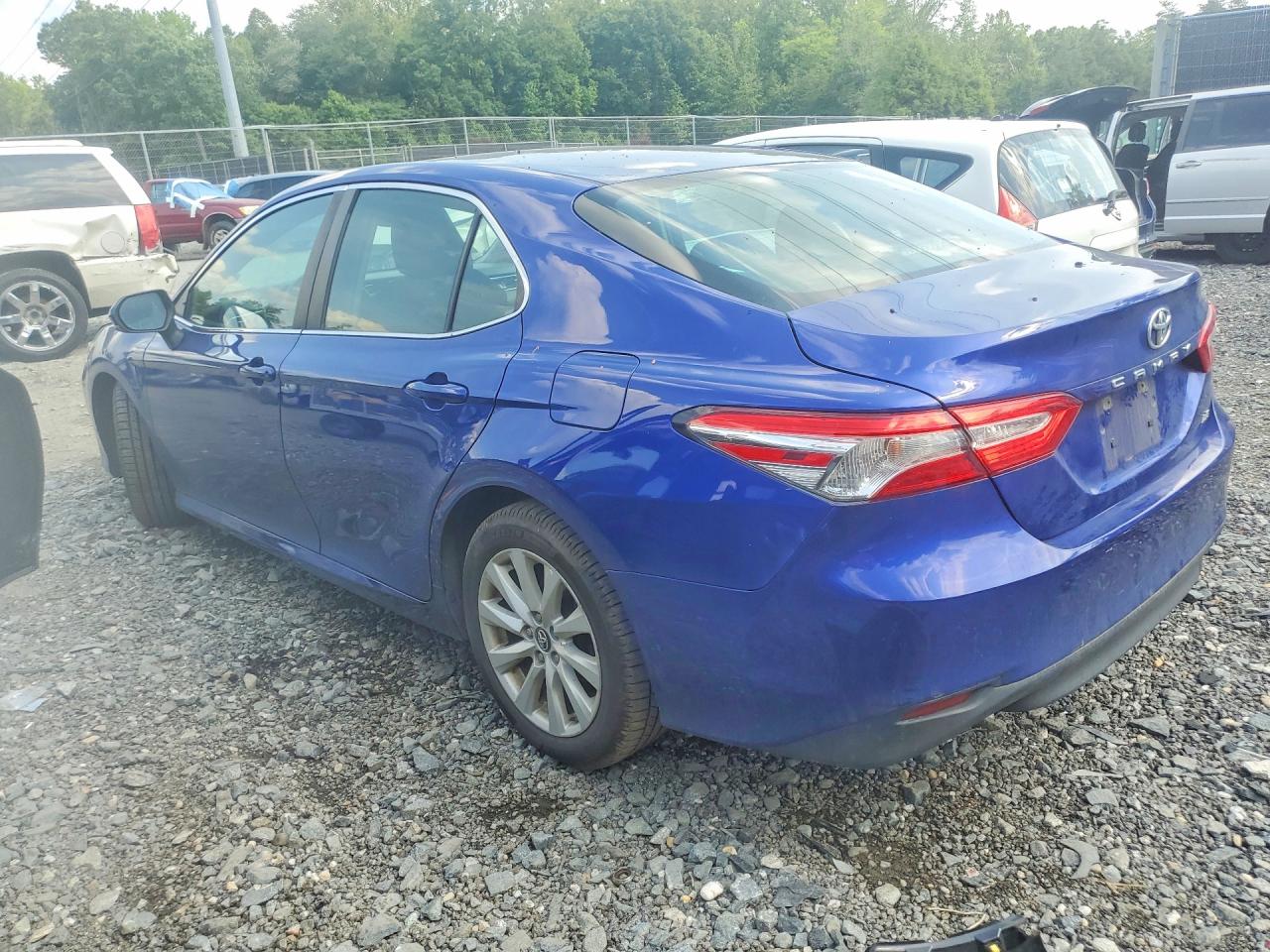 2018 TOYOTA CAMRY LE — снимка 2
