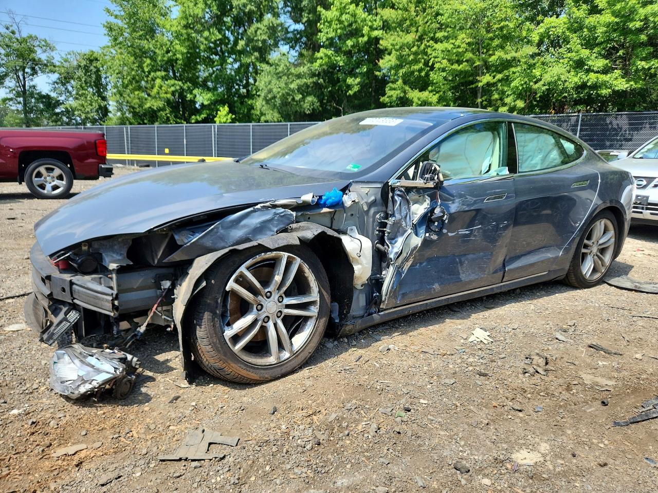 2013 TESLA MODEL S