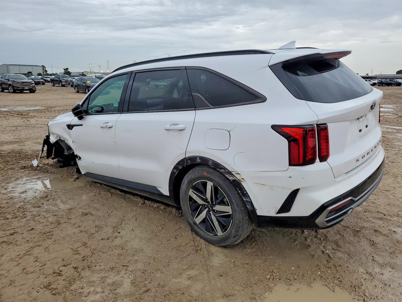 2021 KIA SORENTO S — снимка 2