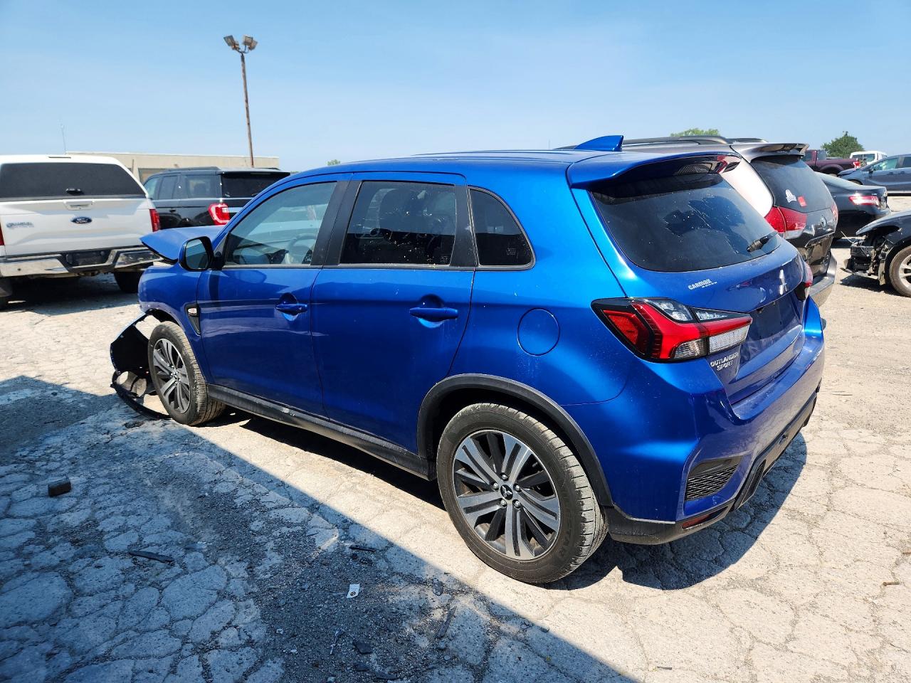 2020 MITSUBISHI OUTLANDER SPORT ES — снимка 2