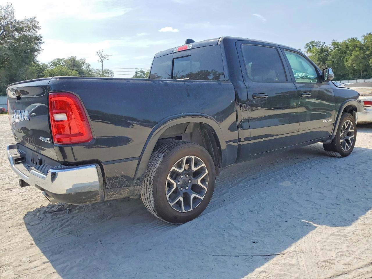 2026 RAM 1500 LARAMIE — снимка 3