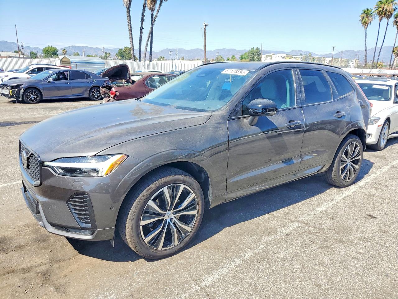 2024 VOLVO XC60 PLUS