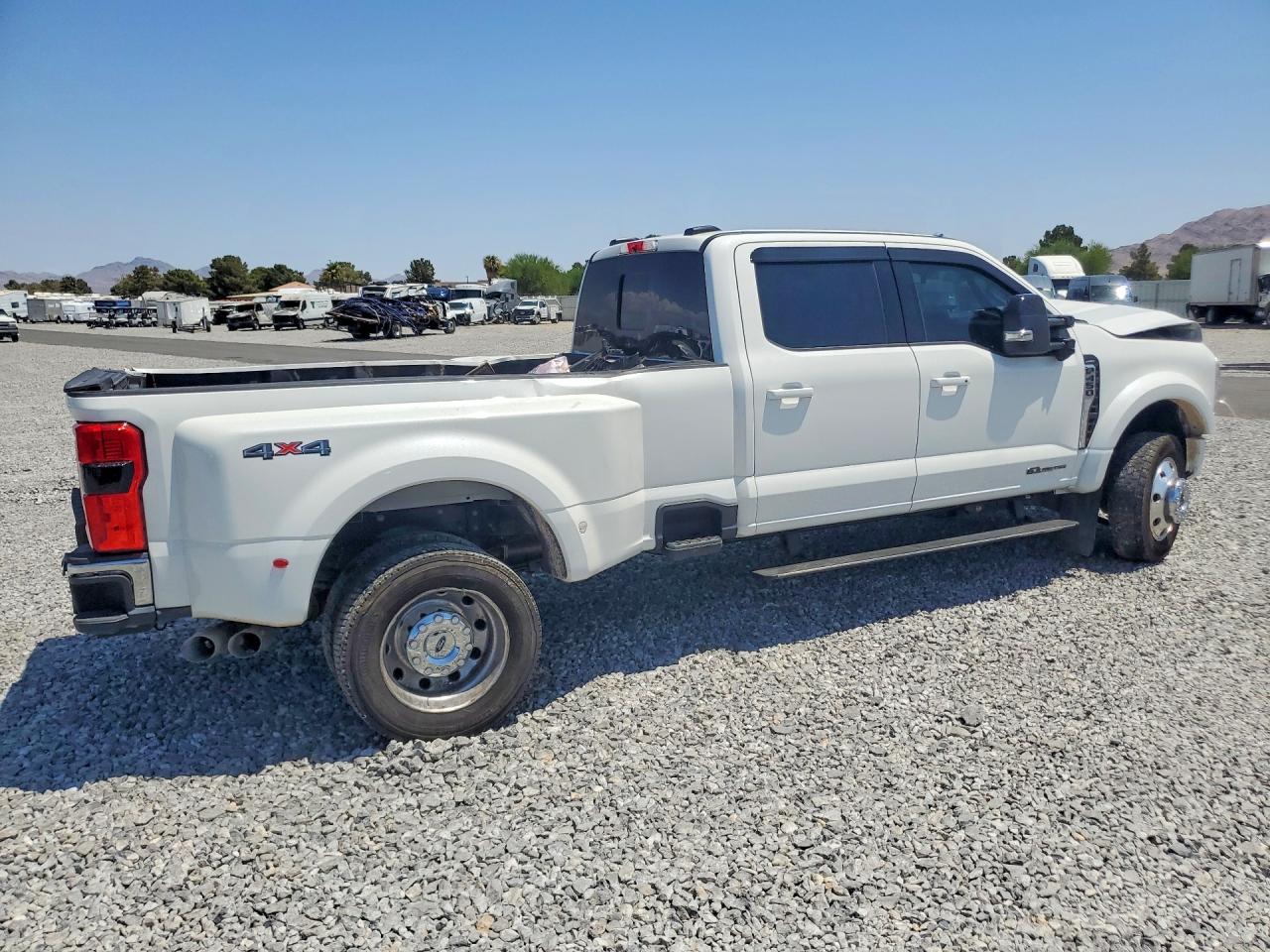2025 FORD F450 SUPER DUTY — снимка 3