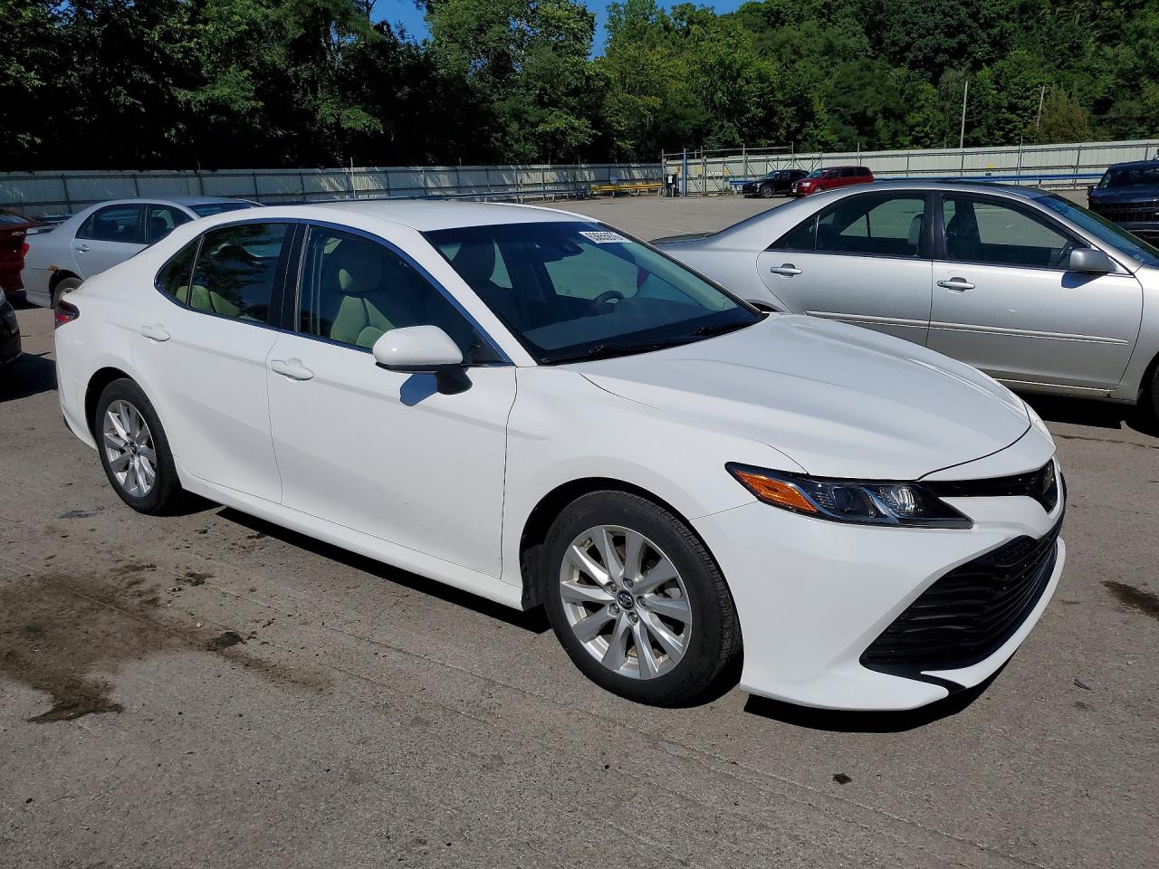 2018 TOYOTA CAMRY LE — снимка 4