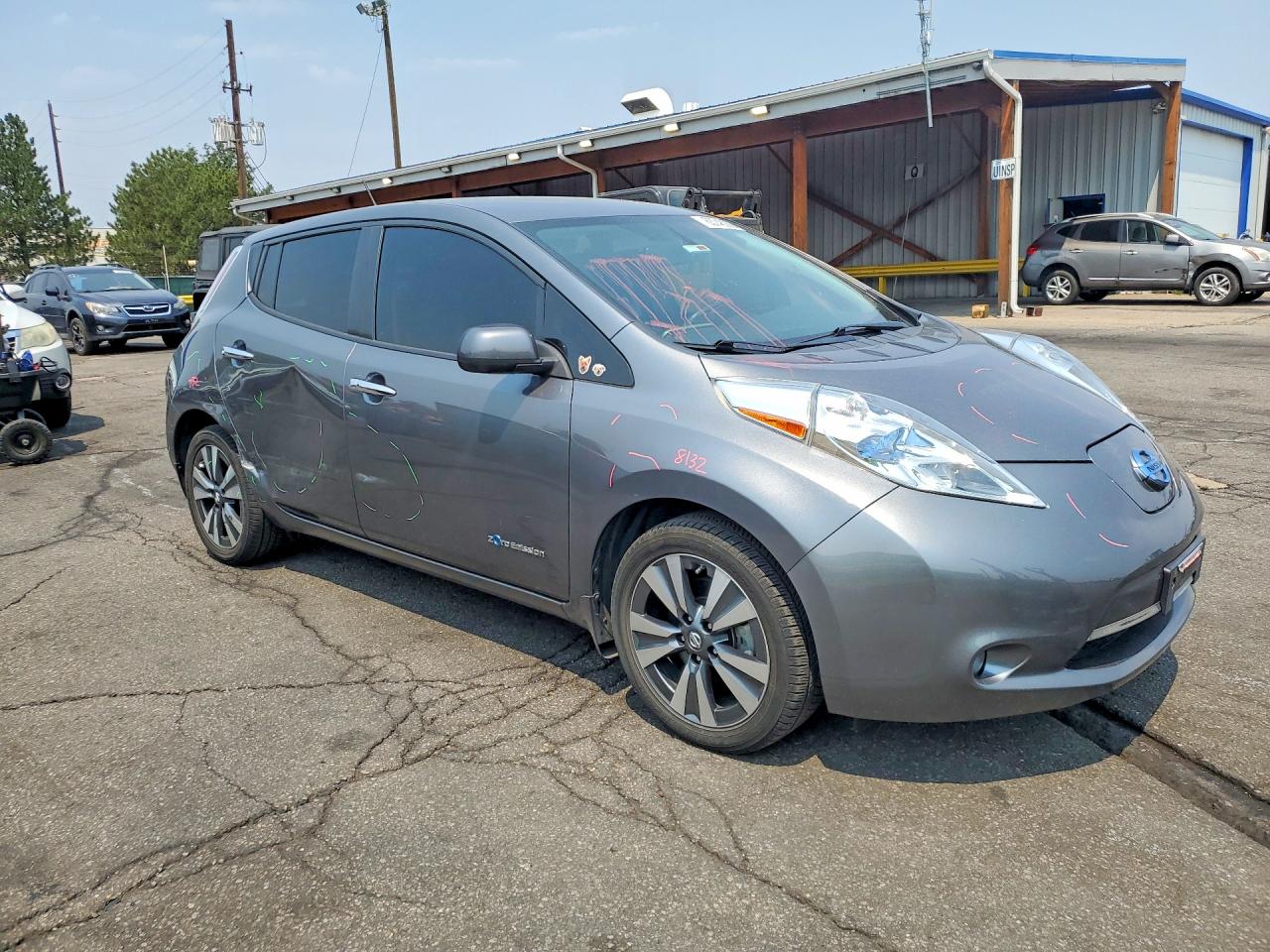 2017 NISSAN LEAF SL — снимка 4