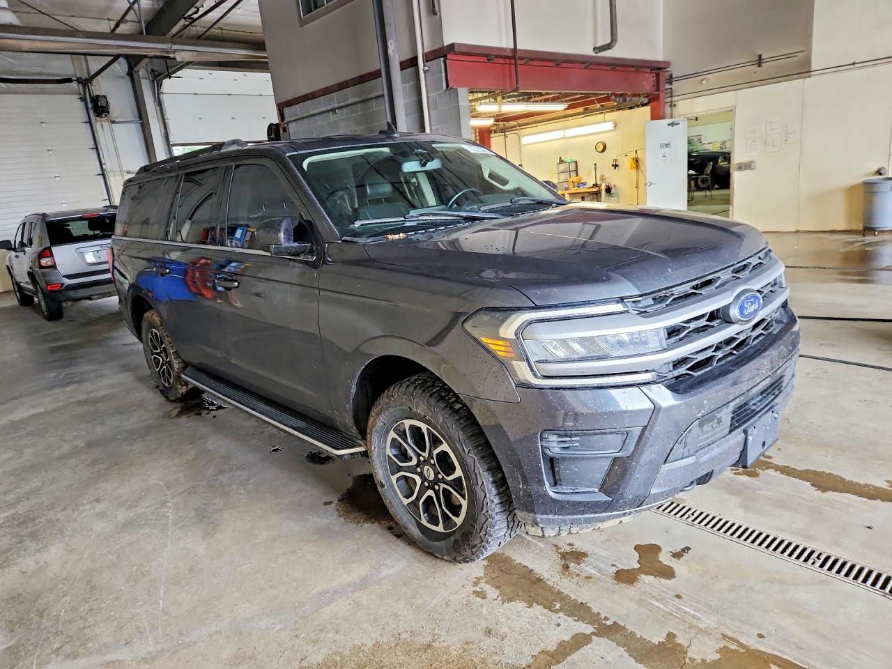 2023 FORD EXPEDITION MAX XLT — снимка 4