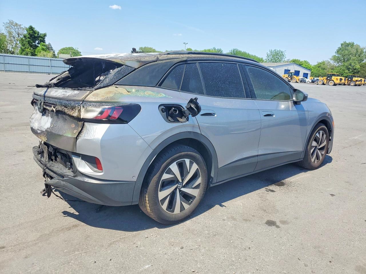 2024 VOLKSWAGEN ID.4 — снимка 3