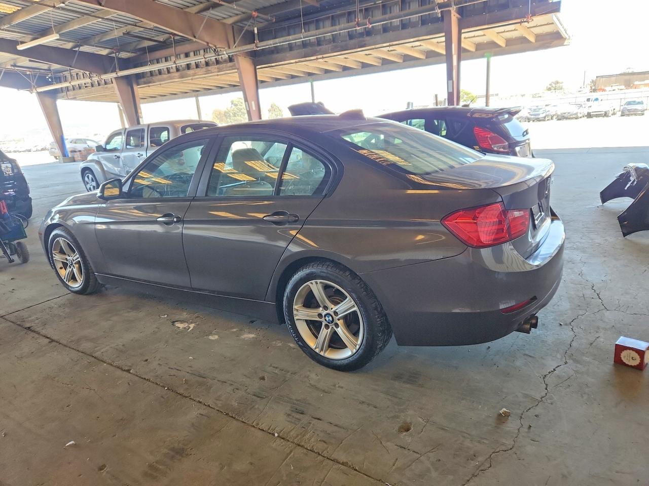 2013 BMW 328 I SULEV — снимка 2