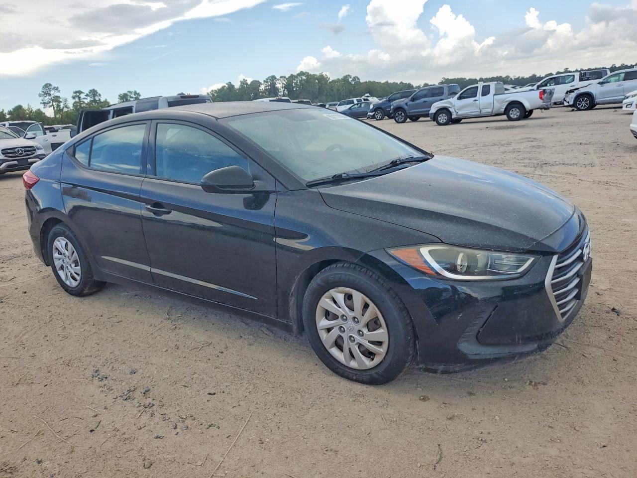2017 HYUNDAI ELANTRA SE — снимка 4