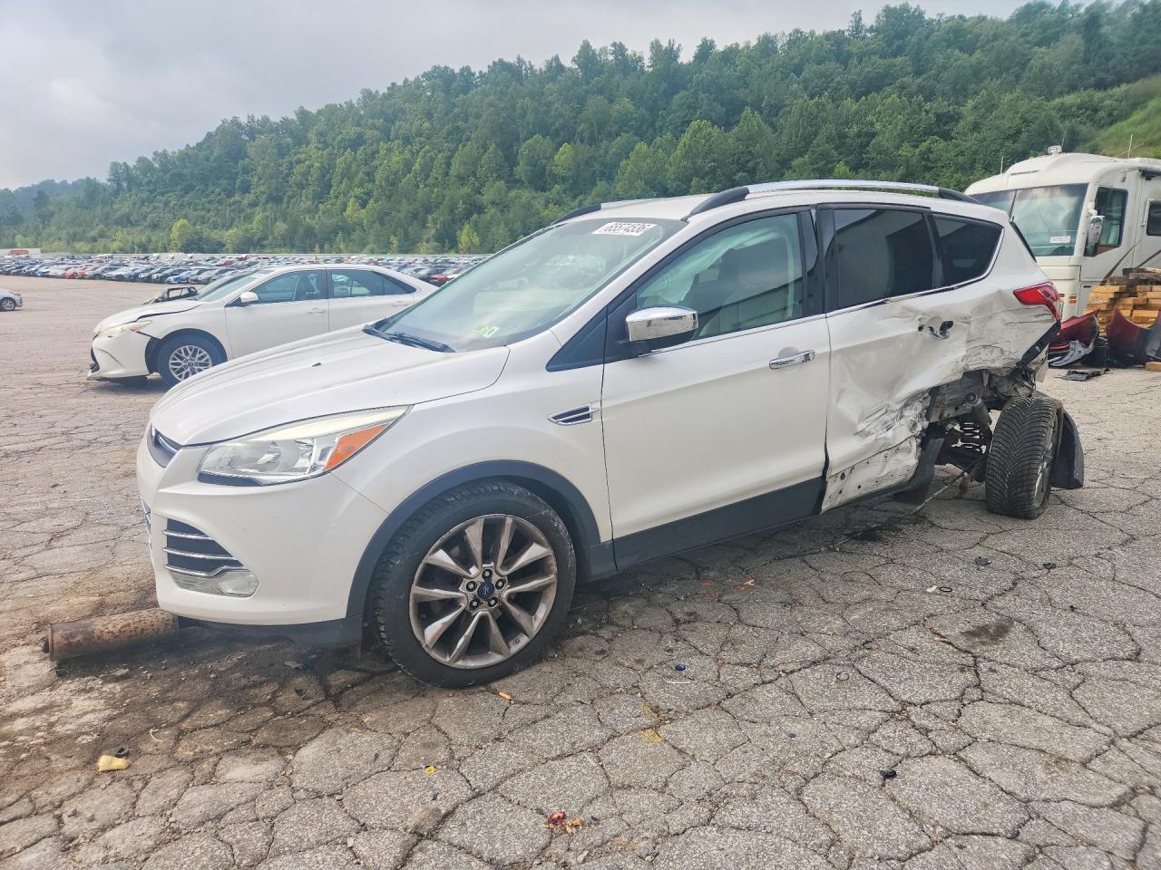 2015 FORD ESCAPE SE