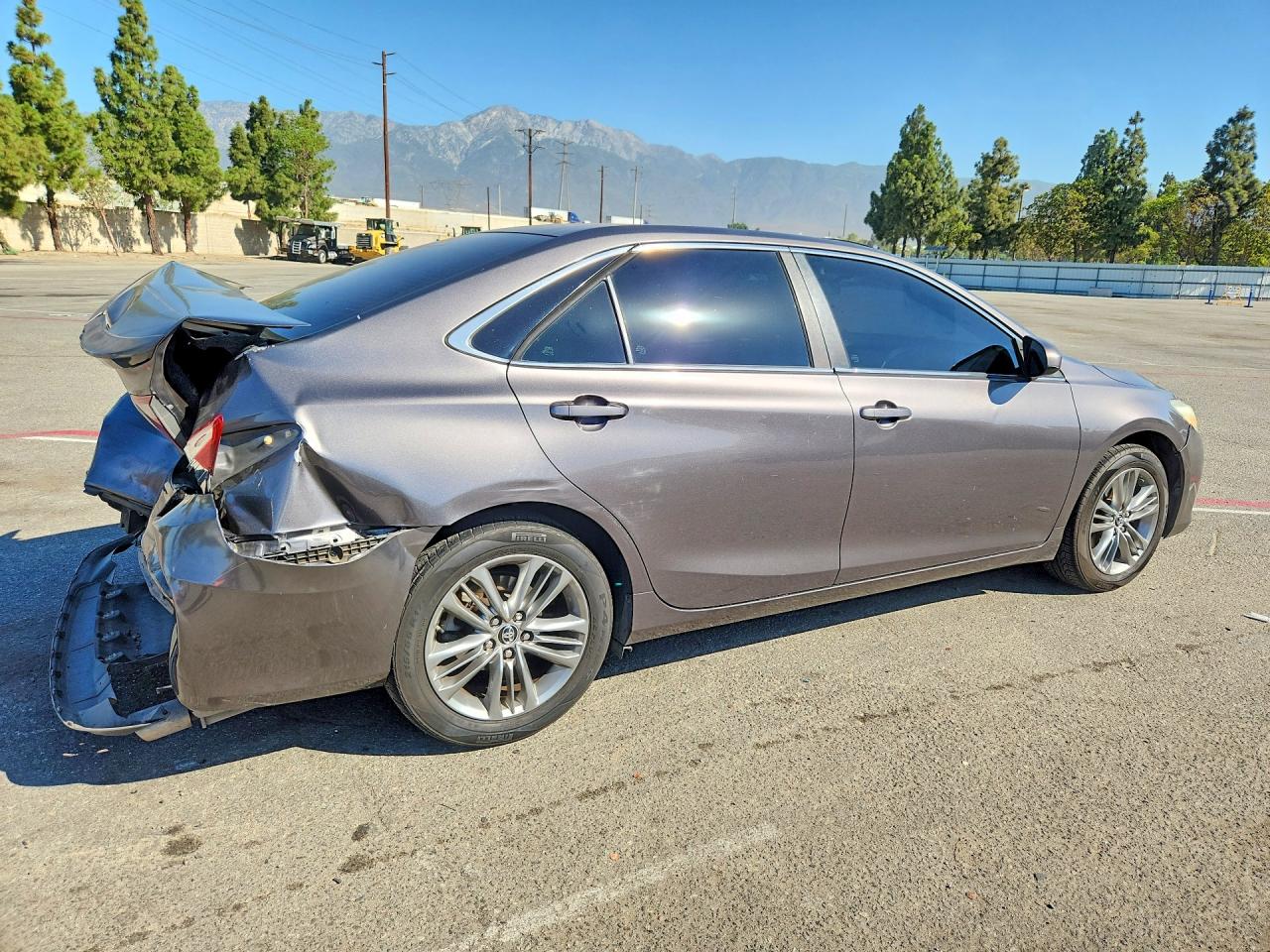 2015 TOYOTA CAMRY SE — снимка 3