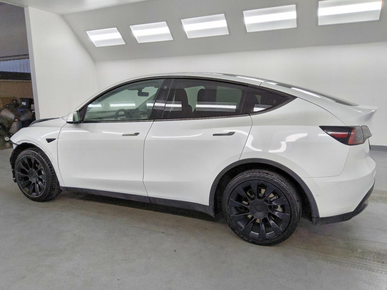 2022 TESLA MODEL Y — снимка 2