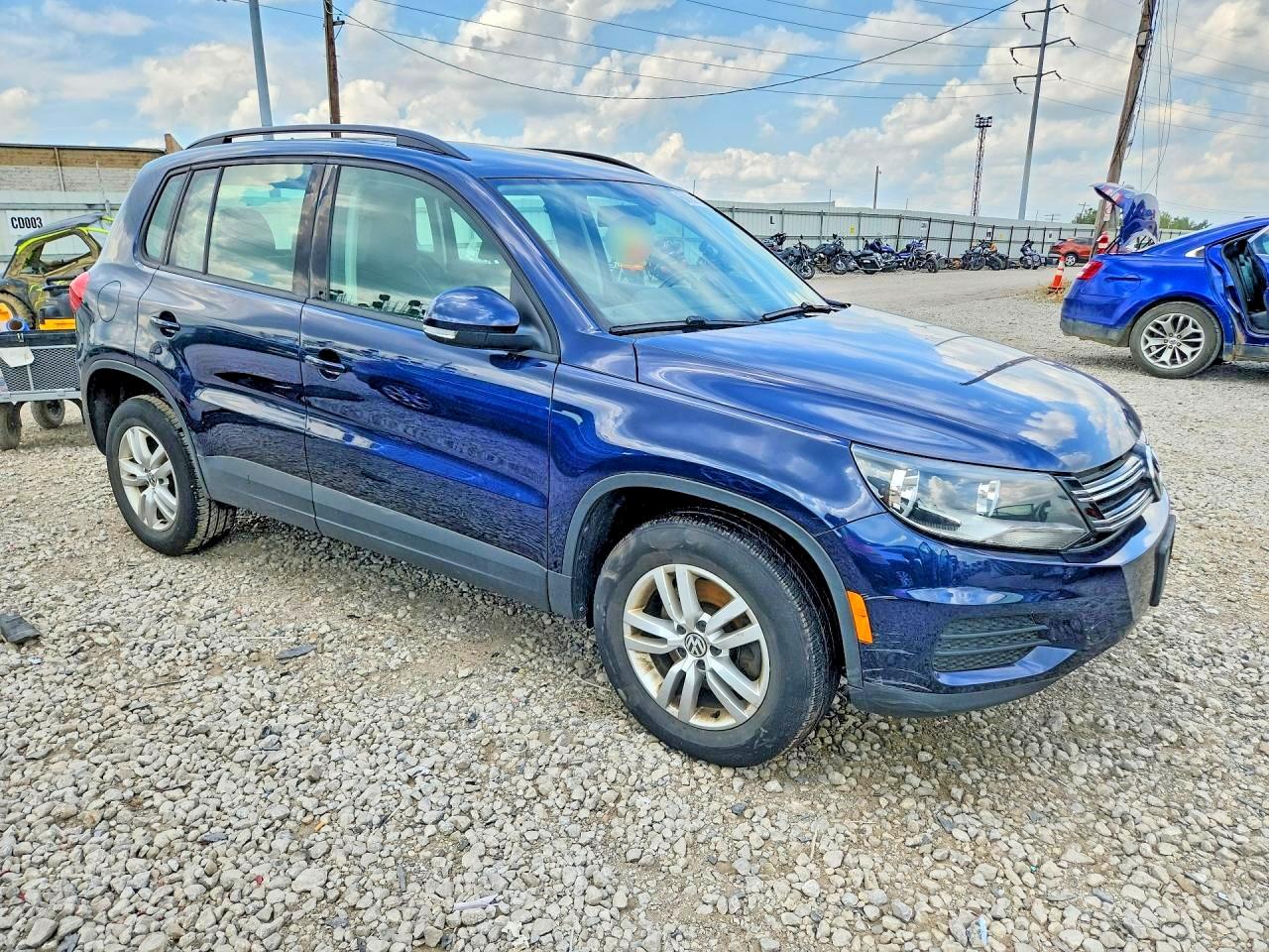 2016 VOLKSWAGEN TIGUAN S — снимка 4